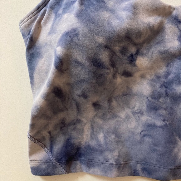 💢SOLD💢Align Tank, Diamond Dye - Picture 2 of 6